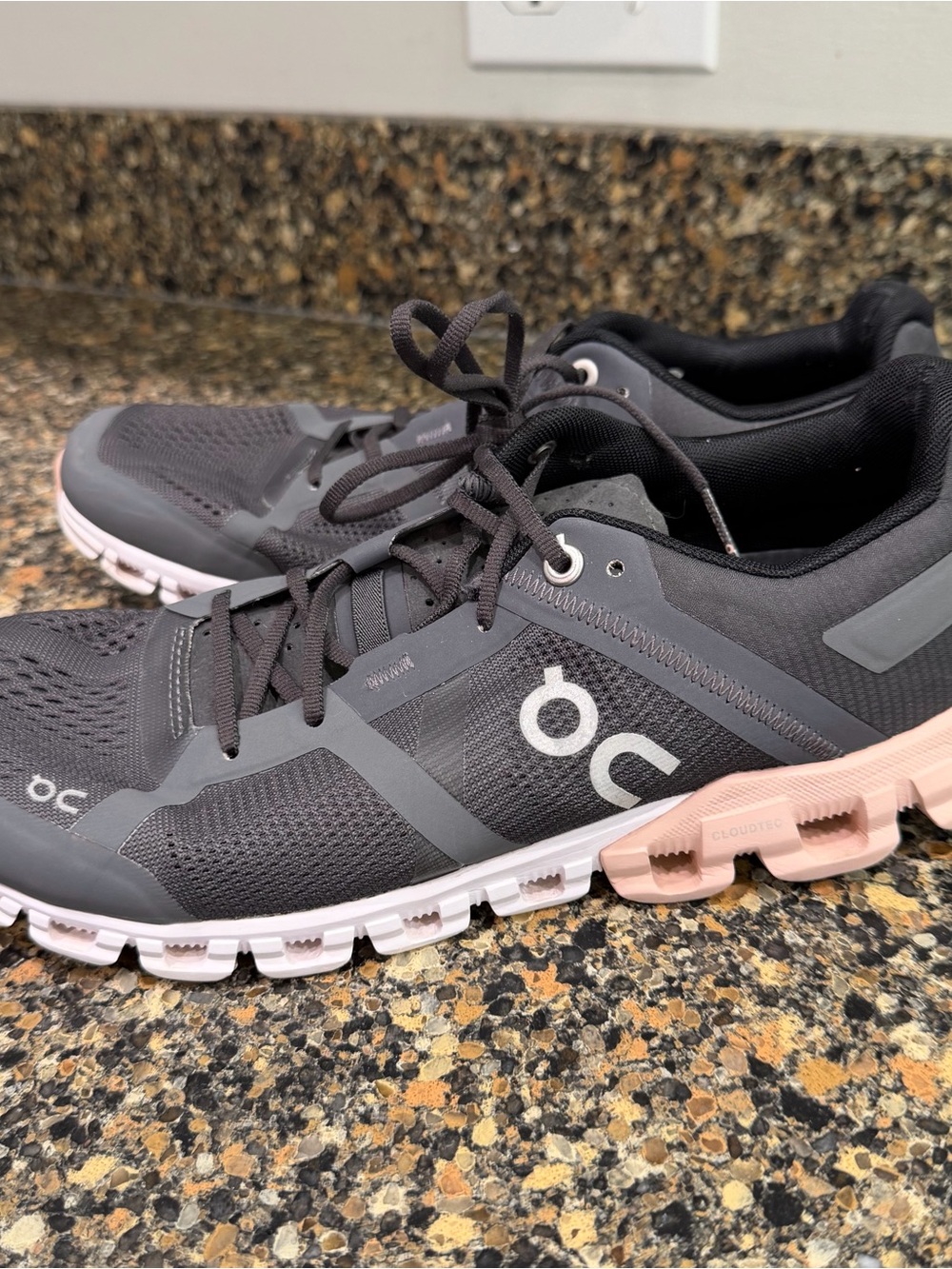 On Running Cloudswift Women's Running Shoes - Charcoal with Blush Accent 8.5